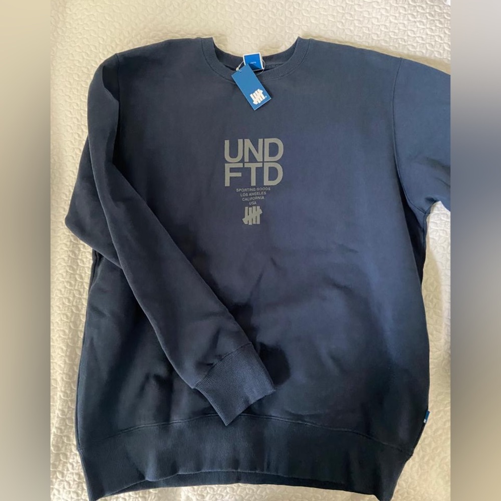 Undefeated Men’s Roots Crewneck. Large. Admiral blue. Made in USA. New w tags